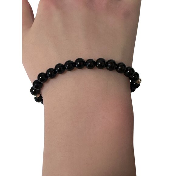 Gemstones Onyx 6mm Stretchable Bracelet 14k Gold Bead Charm - Picture 6 of 7